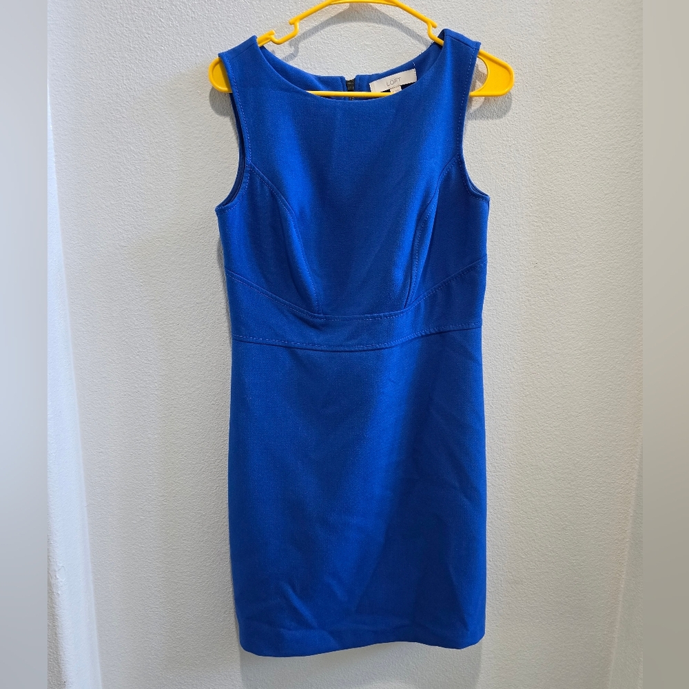 LOFT  Ann Taylor Cobalt Blue sheath dress size 6 like new